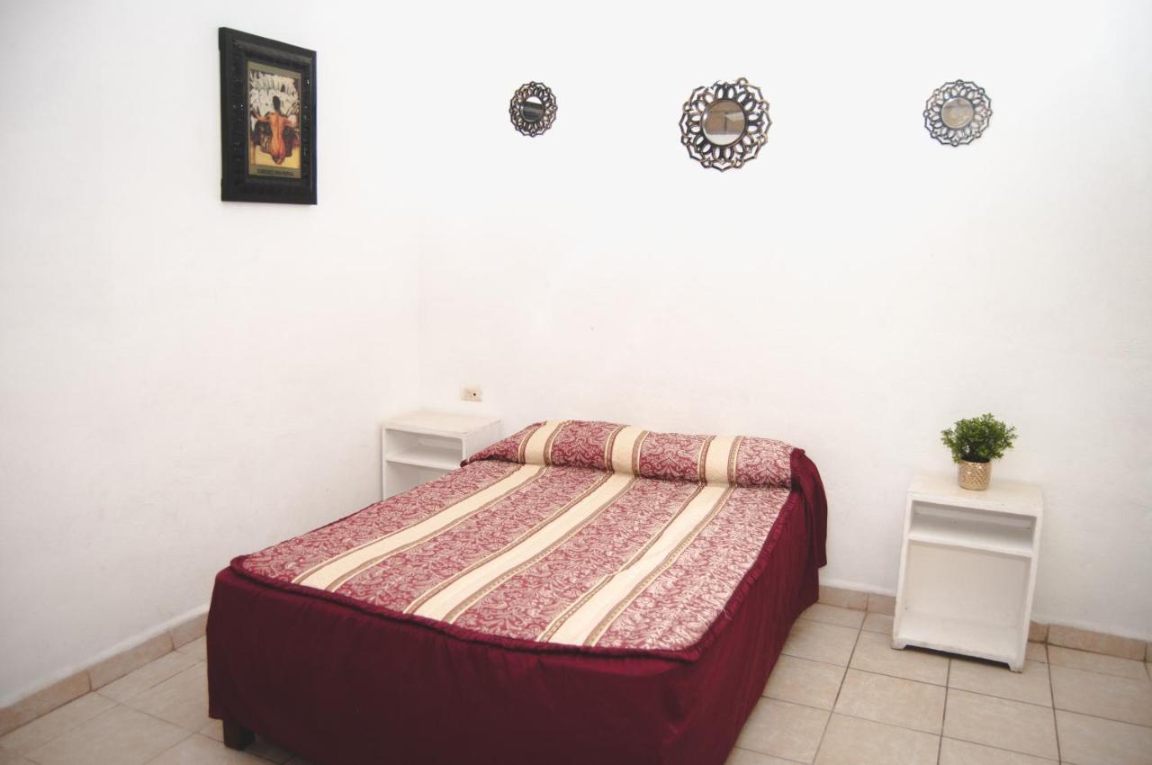 Hotel Y Restaurante El Texano タマソポ エクステリア 写真